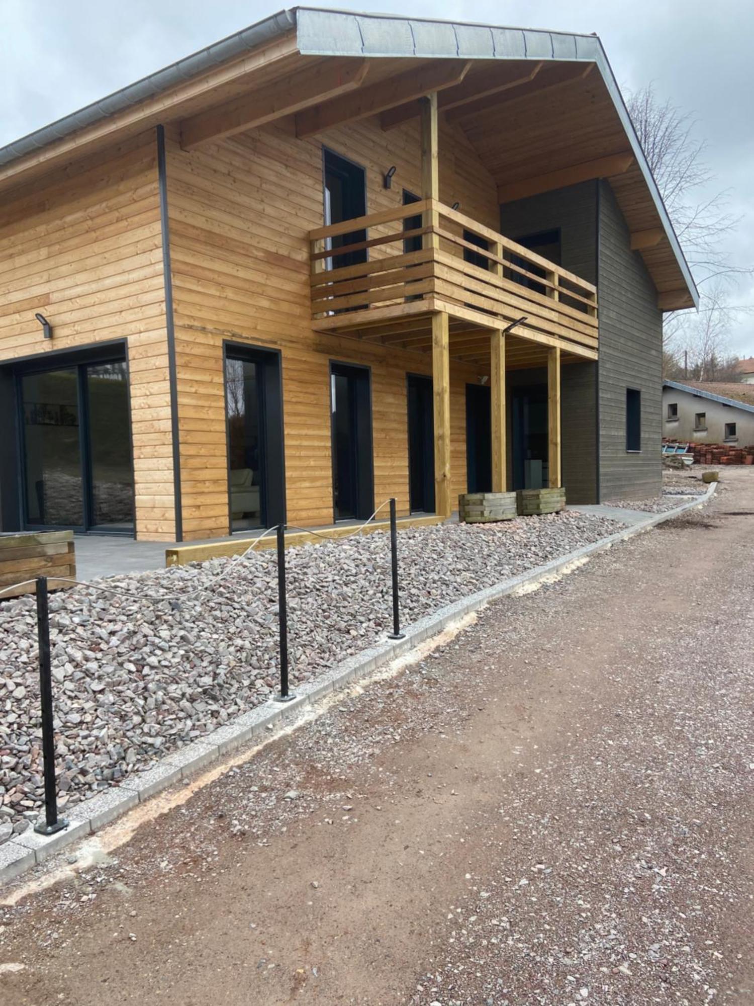 ג'רארדמר Charmant Chalet, Spacieux, Proche Du Lac, Vue Sur La Montagne מראה חיצוני תמונה